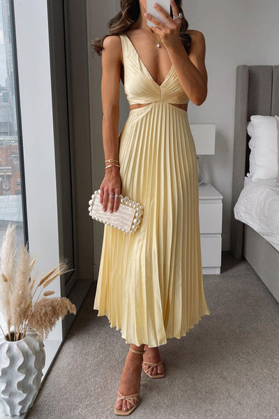 Pia | Long Dress That Turns Heads